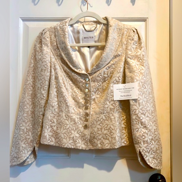 Walter Lace Blazer Jacket Cream Button Front |
Size 4 | Evening Chic - Picture 3 of 6